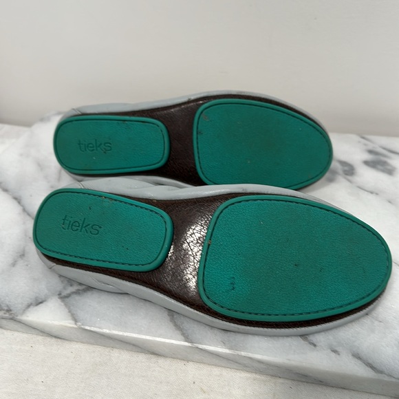 Tieks Gray Ballet Flats size 7 - Picture 11 of 14